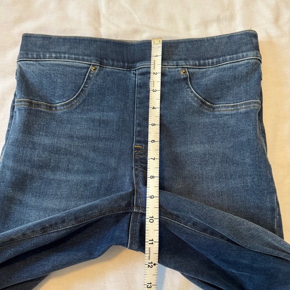 Spanx Small Skinny Jeans ~ Pull On Slimming Stretch Distressed - Picture 5 of 8